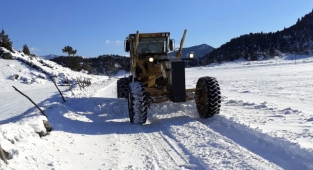 Büyükşehir Kırsalda Karla Mücadelesini Sürdürüyor