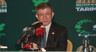 Davutoğlu’ndan Erdoğan’a: Perşembe’ye kadar bekliyorum