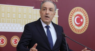 Deva Partisi İnsan Hakları Eylem Planı’nın Karnesini Çıkarttı