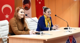 Dr. Ertürkmen: Bir kadın dünyayı değiştirir