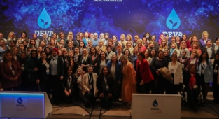 Elif Esen: Bütün Kadınları Kol Kola Yürümeye ve Çözümün Parçası Olmaya Davet Ediyoruz