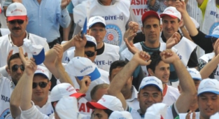 Emekçilerin Yolu Belediye İş'e Doğru