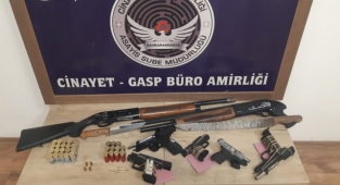 Kahramanmaraş’ta 19 şüpheli şahıstan 20 adet silah ele geçirildi