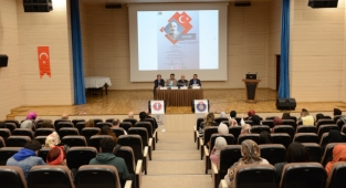 KSÜ’de, ‘Mehmet Akif ve İstiklal Marşımız’ Paneli Gerçekleştirildi