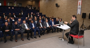 Onikişubat Belediyesinden 8 bin haneye 500’er TL’lik örnek Ramazan Yardımı