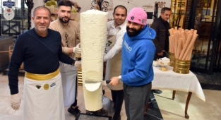 Sanatçı Gökhan Türkmen’e Kervanhan’da Yöresel Sunum