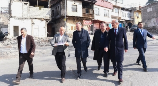 Tarihi Konaklar Dulkadiroğlu Projeleriyle Ayağa Kalkıyor