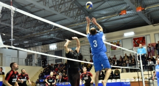 Türkoğlu’nda 2022 Yılının Voleybol Şampiyonu Kılılı Gençlik Oldu