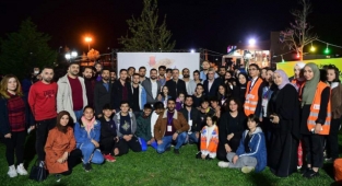 AK Parti'den Ramazan Atağı: Kutlu Ay'dan  Kutlu Geleceğe