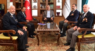 Başkan Güngör Muharip Gaziler Derneği Üyelerini Ağırladı