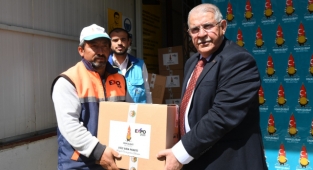 Başkan Mahçiçek, saha personelinin yüzünü bu Ramazan’da da güldürdü