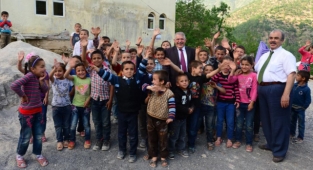 Başkan Mahçiçek’ten çocuklara müjdeli 23 Nisan mesajı