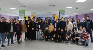 Başkan Okay Gençlik Merkezi Öğrencileriyle Bir Araya Geldi