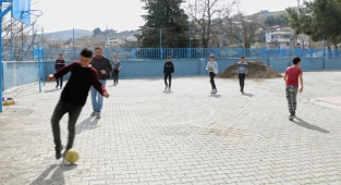 Büyükşehir’den Öğrencilere Yeni Spor Alanları