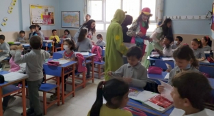 Elbistan’da Kitap Kardeşliği Projesi Yüzleri Güldürdü