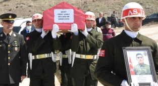 Kahramanmaraş şehidine son görev