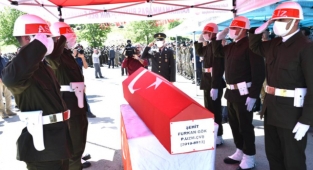 Kahramanmaraş şehidine son görev