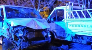 Kahramanmaraş’ta minibüs ile kamyonet çarpıştı: 2 yaralı