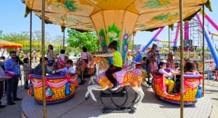 Kahramanmaraş’ta Minikler Lunapark’ta Doyasıya Eğlendi