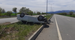 Kahramanmaraş’ta otomobil takla attı: 7 yaralı