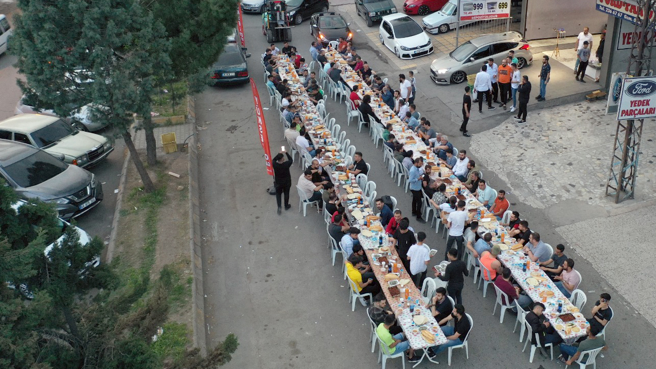 Kahramanmaraş’ta sanayi esnafı iftarda buluştu
