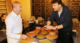 Kervancıoğlu, Ayrıcalıklı Rotalar ekibine Maraş yöresel lezzetlerini tattırdı