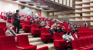 KSÜ’de Sağlık Çalışanlarına Hasta İletişimi Eğitimi Verildi