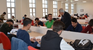 KSÜ Rektörü Prof. Dr. Niyazi Can, Öğrencilerle Bir Araya Geldi