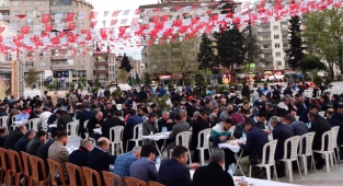 Ramazanın Bereketi Bu Meclislerde Saklı