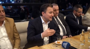 Ali Babacan’dan Akaryakıt Tepkisi: Fiyatlar dünyadaki gibi artsaydı mazot 9-10 liraydı