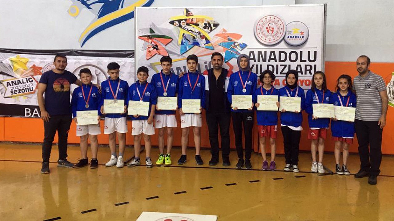 Anadolu Yıldızlar Ligi Badminton Grup Birinciliği Müsabakaları Tamamlandı