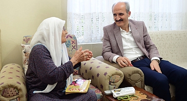 Başkan Okay: Varlıklarıyla Bizlere Güç Veren Annelerimizin Anneler Gününü Kutluyorum