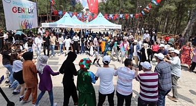 Heyecan Bahçesi’nde Gençlik Buluşması