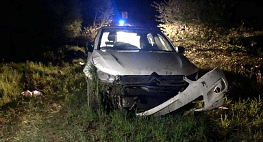 Kahramanmaraş’ta otomobil toprak zemine uçtu: 4 yaralı