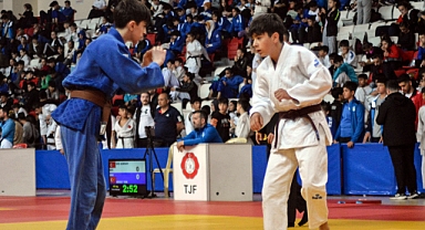 Kahramanmaraş’ta Spor Toto 2022 Yıldızlar Türkiye Judo Şampiyonası