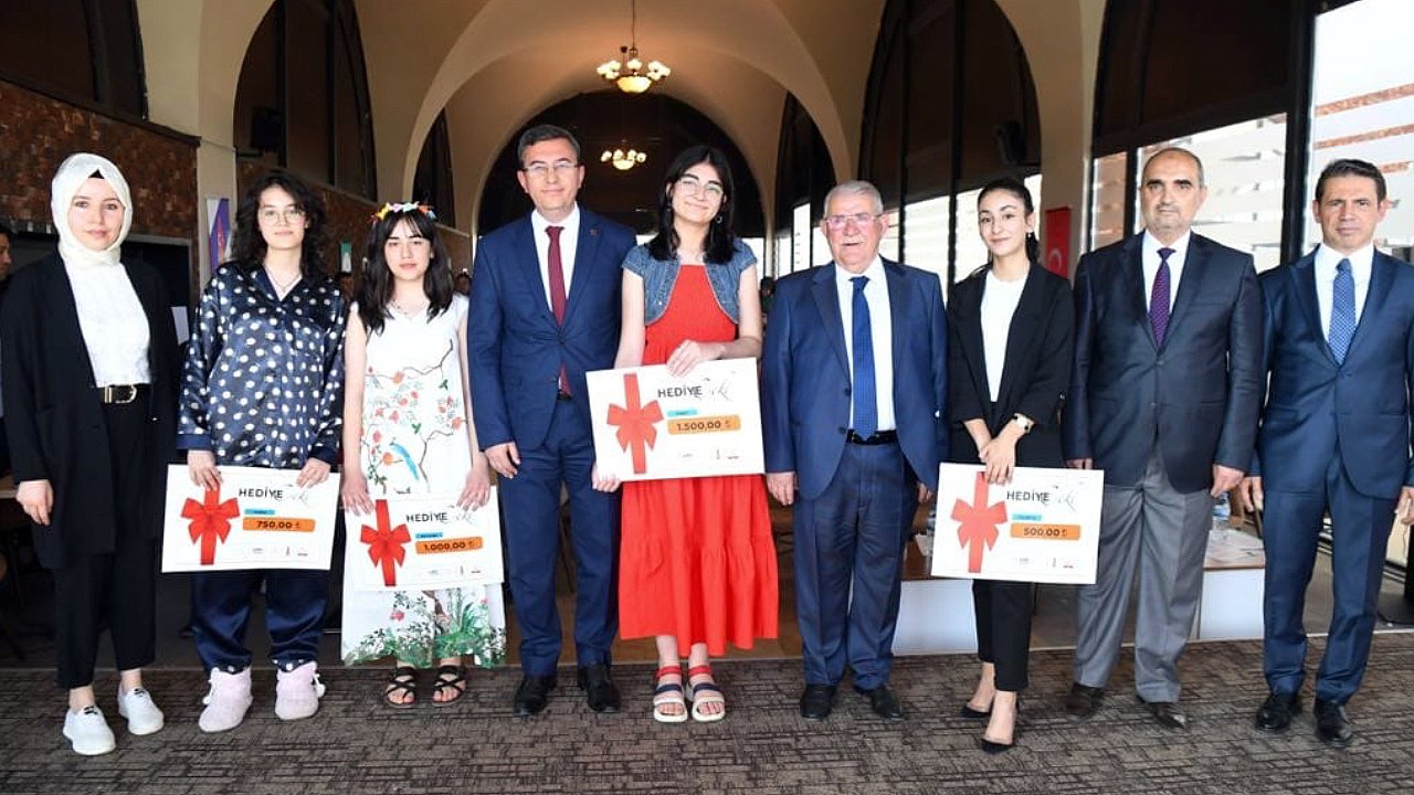 OnikişubatTalks, muhteşem finalle tamamlandı