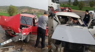 Pazarcık’ta iki otomobil çarpıştı: 2 yaralı