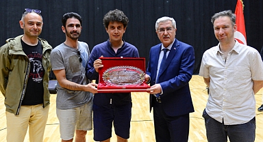 Pinhani Müzik Grubu, Söyleşi Programında KSÜ Öğrencileriyle Bir Araya Geldi