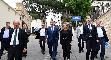 Şehrin Tarihi ve Turizm Alanları Ziyaret Edildi