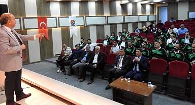 TÜFAD Ömer Baba Anısına Kurs Açtı