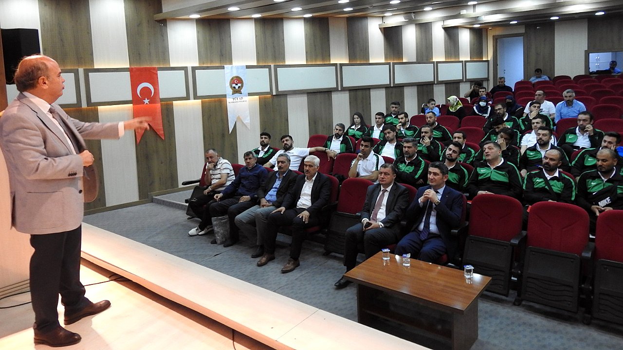 TÜFAD Ömer Baba Anısına Kurs Açtı