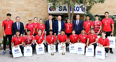Adil Sani Konukoğlu Spor Lisesi Öğrencilerinin Başarısı