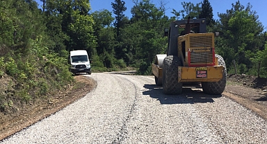 Büyükşehir Andırın’da Yol Çalışmalarına Devam Ediyor