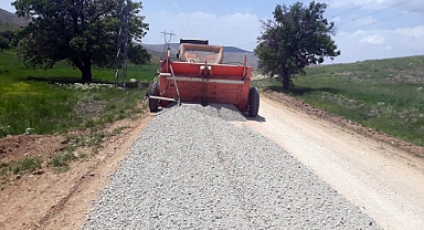 Elbistan’da Mahalle ve Grup Yolları Büyükşehir’le Yenileniyor