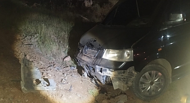 Kahramanmaraş’ta hafif ticari araç toprak zemine çarptı: 6 yaralı