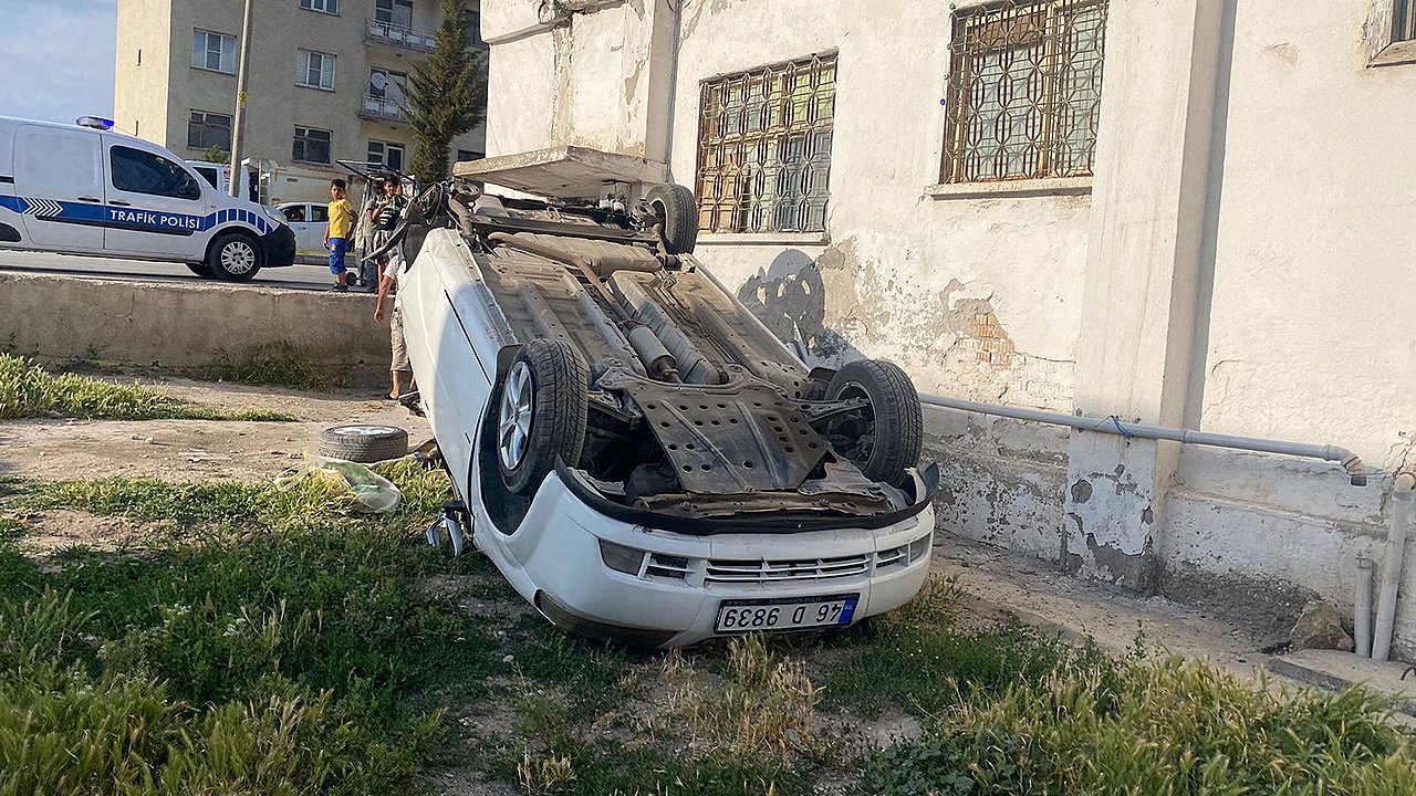 Kahramanmaraş’ta otomobil takla attı: 1 yaralı