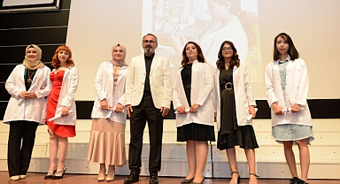 KSÜ Ebelik Bölümü Öğrencileri Beyaz Önlüklerini Törenle Giydi