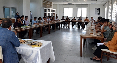 Şiirin Zarif Prensi: Cahit Zarifoğlu