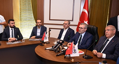 Mahir Ünal: Onikişubat Belediyesi, Türkiye'de çok kıymetli bir şeyi başardı