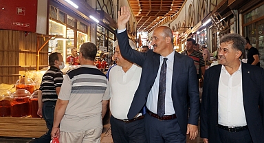 Okay: Huzurlu ve Mutlu Bir Bayram Geçirmemiz Dileğiyle